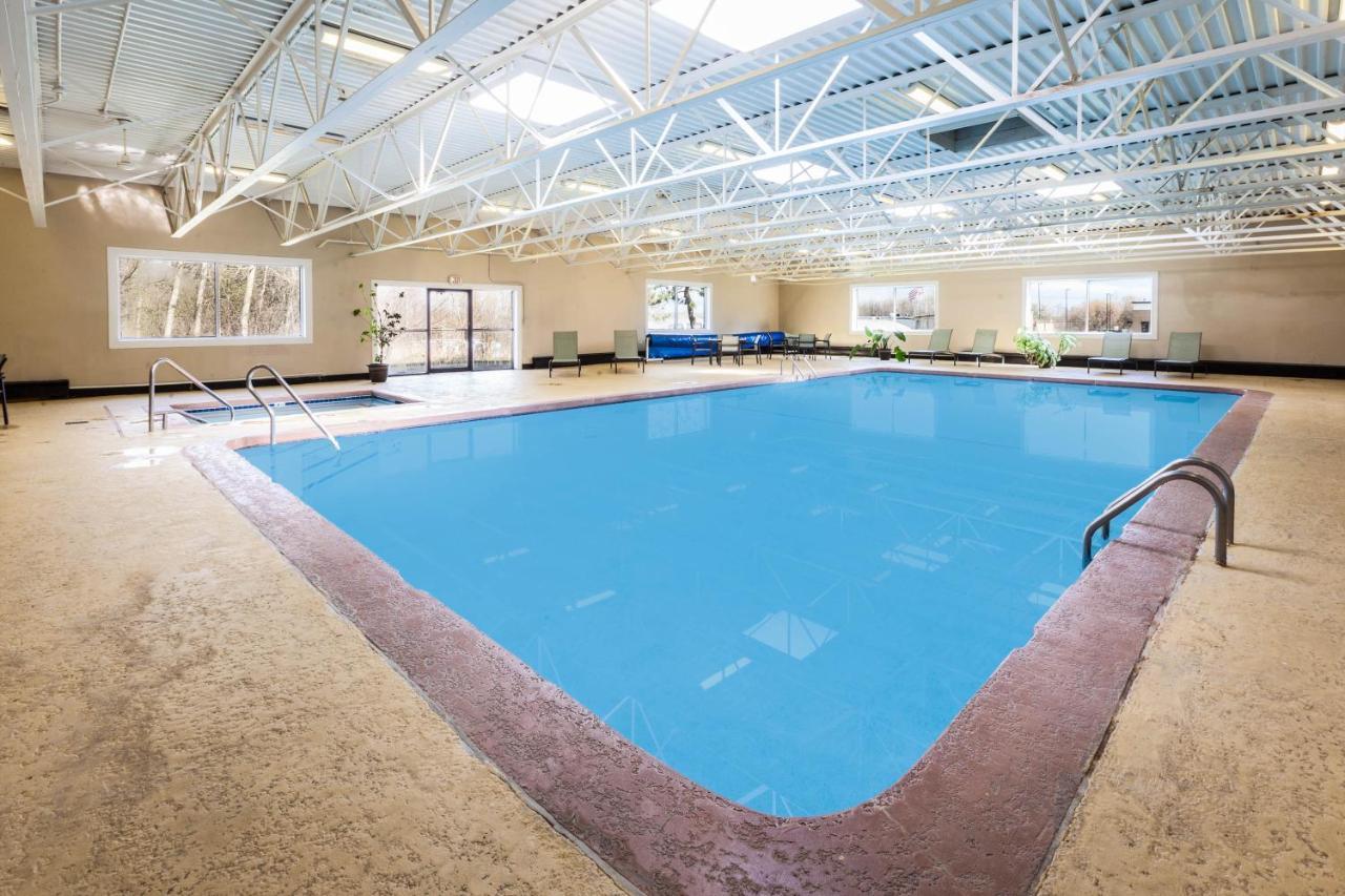 Days Inn By Wyndham Plattsburgh Exteriér fotografie